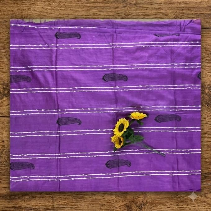 Celebrate the festive spirit of Navratri Day 8 with our Slub Khadi Cotton Saree - additional view