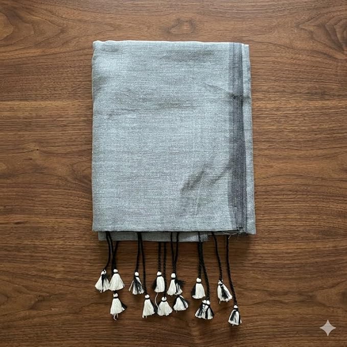 Qyaari Khadi Cotton Saree | Pure Cotton Handloom Saree for Women | Lightweight Summer Saree | Traditional Indian Wear
 - additional view
